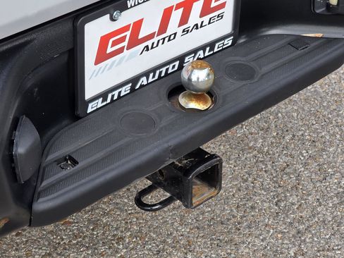 Used 2013 Toyota Tacoma 2WD Regular Cab image 31