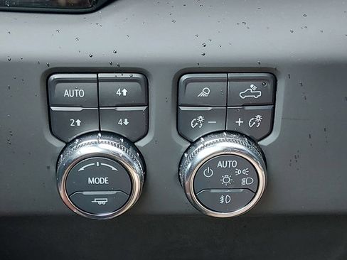 Used 2025 GMC Sierra 2500 Denali Ultimate AWD/4WD image 25