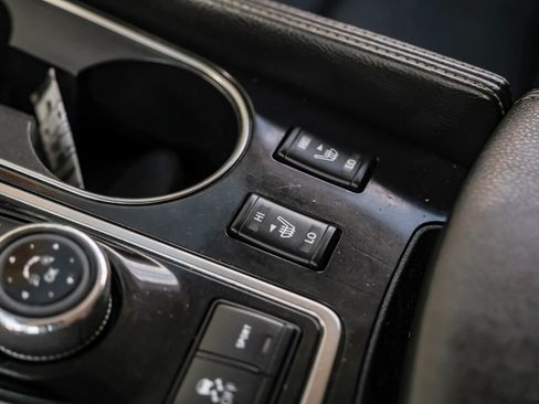 Used 2020 Nissan Maxima 3.5 SV w/ Floor Mat Group FWD image 31