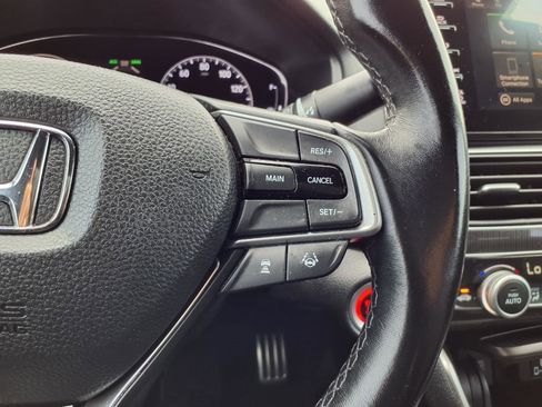 Used 2019 Honda Accord Sport image 16