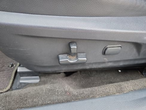 Used 2012 Subaru Outback 2.5i Limited w/ Moonroof Pkg image 14