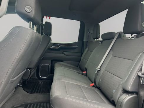 Used 2024 GMC Sierra 1500 SLE AWD/4WD image 15