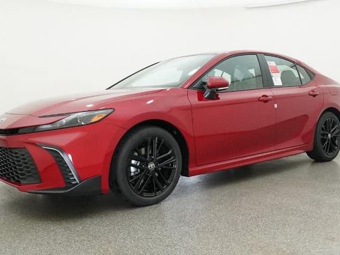 New 2026 Toyota Camry SE FWD image 17