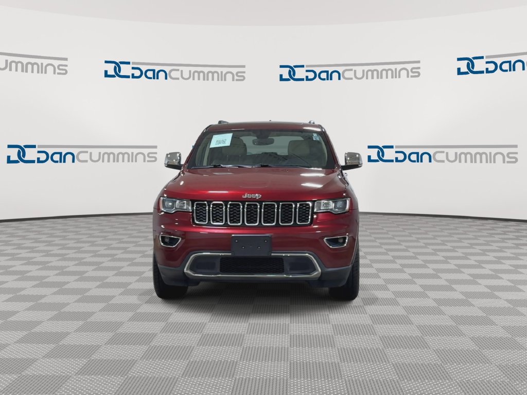 Used 2018 Jeep Grand Cherokee Limited AWD/4WD image 3