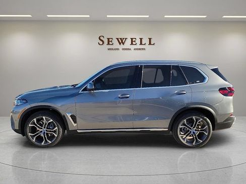 Used 2026 BMW X5 xDrive40i w/ Climate Comfort Package AWD/4WD image 2
