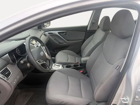 Used 2012 Hyundai Elantra GLS w/ Preferred Pkg 3 FWD image 2