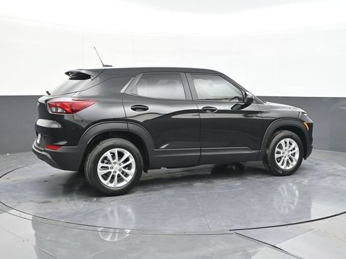 New 2026 Chevrolet TrailBlazer LS w/ LS Convenience Package FWD image 11