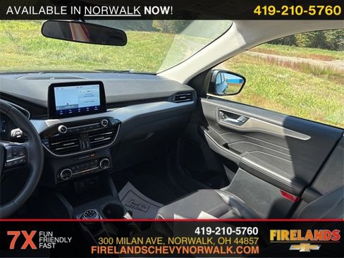 Used 2022 Ford Escape SEL w/ Technology Package image 47
