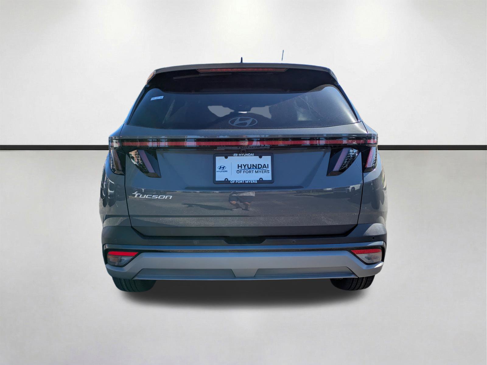 New 2026 Hyundai Tucson Limited FWD image 6