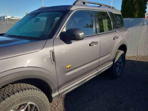 Used 2022 Ford Bronco Sport Badlands image 2