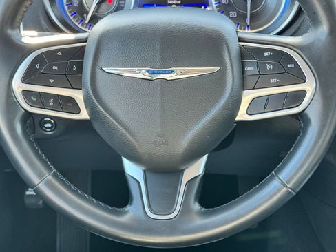 Used 2021 Chrysler 300 Touring L AWD/4WD image 20