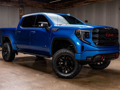 Used 2023 GMC Sierra 1500 AT4 w/ AT4 Premium Package