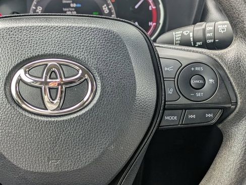 Used 2023 Toyota RAV4 XLE image 18