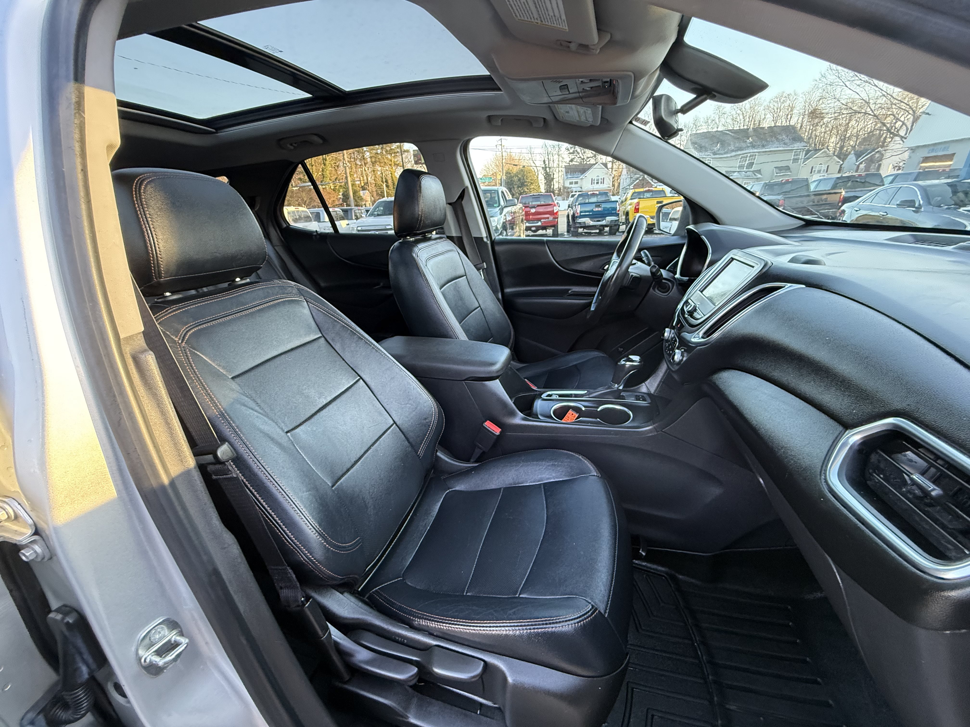 Used 2019 Chevrolet Equinox LT AWD/4WD image 21