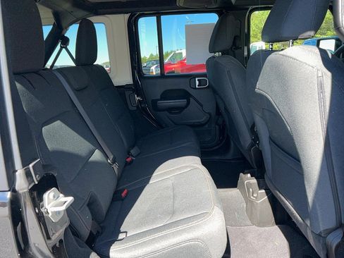 Used 2024 Jeep Wrangler Sport S image 25