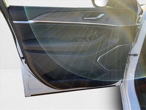 New 2025 Jeep Grand Cherokee L Overland w/ Luxury Tech Group IV image 9