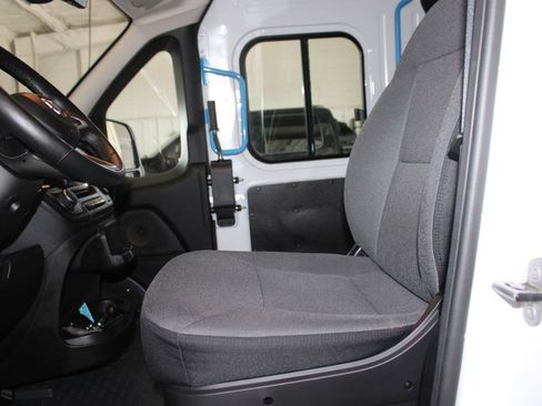 Used 2024 RAM ProMaster 3500 w/ Delivery Van Package FWD image 10