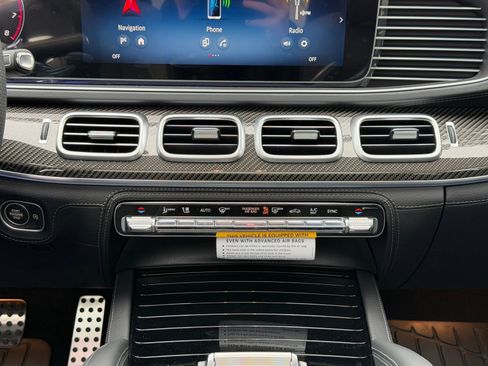 New 2026 Mercedes-Benz GLE 53 AMG 4MATIC Coupe image 21
