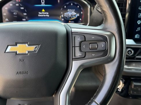 Used 2025 Chevrolet Silverado 2500 LTZ w/ LTZ Premium Package AWD/4WD image 19
