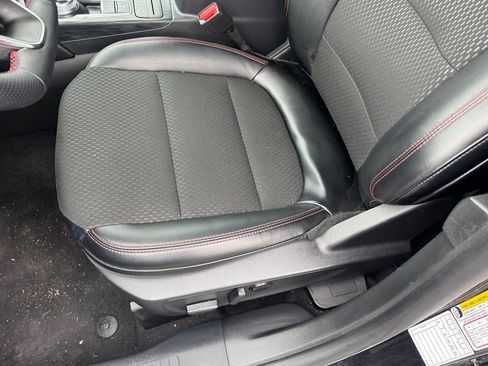 Used 2025 Ford Escape ST-Line AWD/4WD image 8