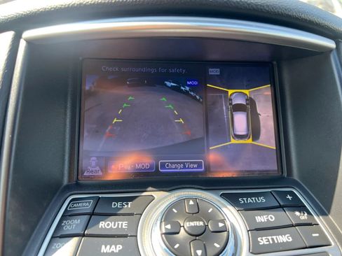 Used 2017 INFINITI QX50 2WD w/ Premium Plus Package image 15
