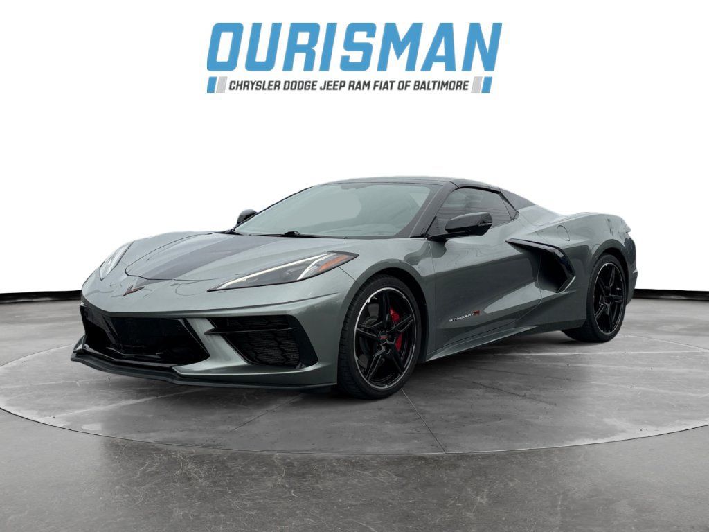 Used 2022 Chevrolet Corvette Stingray Premium Conv w/ Z51 Performance Package RWD image 2
