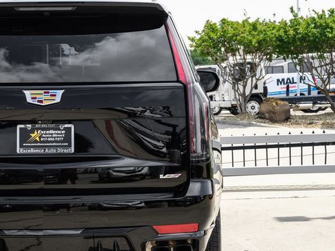 Used 2023 Cadillac Escalade V AWD/4WD image 63
