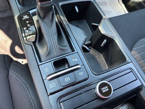 Used 2025 Kia K5 LXS image 22