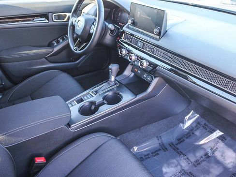 Certified 2024 Honda Civic EX image 17