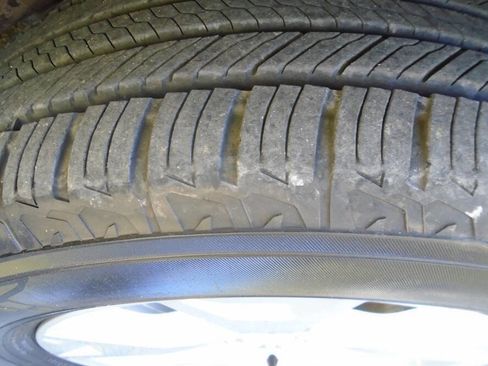 Used 2014 Subaru Forester 2.5i Premium w/ All-Weather Package image 32