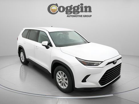 New 2026 Toyota Grand Highlander FWD image 26