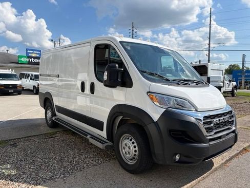 Used 2025 RAM ProMaster 2500 w/ U-Haul Equipment Group FWD image 3