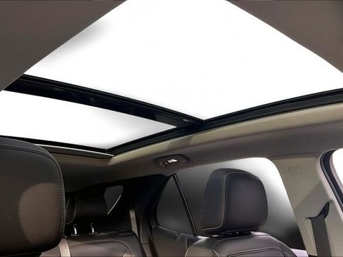 Used 2022 Chevrolet Equinox Premier image 27