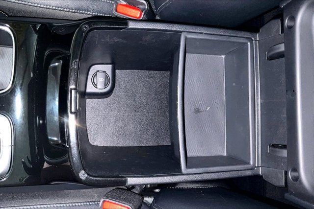 Used 2024 Kia Telluride EX w/ EX Captain's Chair Package AWD/4WD image 41