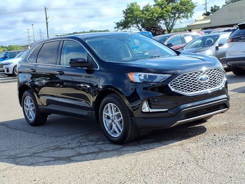 Used 2024 Ford Edge SEL w/ Convenience Package AWD/4WD image 7