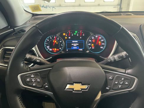 Used 2022 Chevrolet Equinox LT FWD image 21