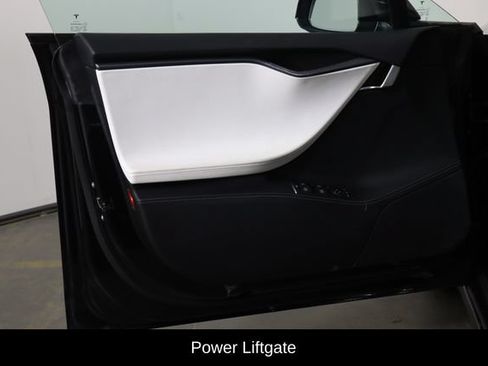 Used 2018 Tesla Model S P100D AWD/4WD image 11
