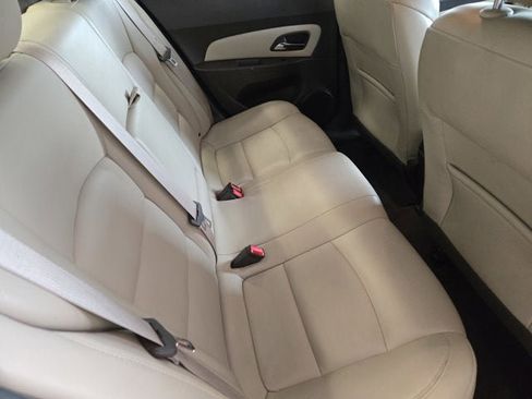 Used 2015 Chevrolet Cruze LT w/ RS Package image 9