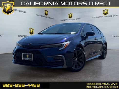 Used 2025 Toyota Corolla XSE FWD image 1