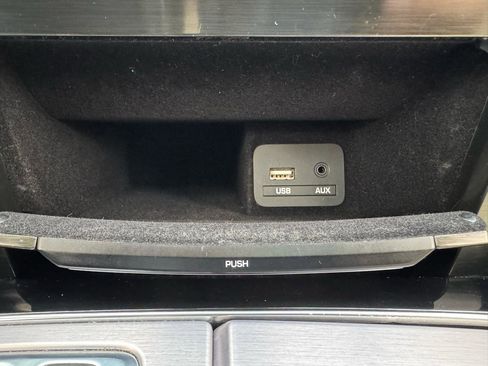 Used 2016 Hyundai Equus Signature image 36