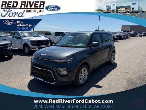 Used 2022 Kia Soul LX FWD image 1
