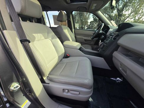 Used 2015 Honda Pilot Touring image 11