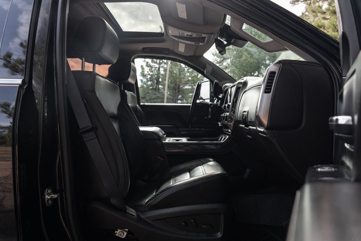Used 2019 GMC Sierra 3500 Denali AWD/4WD image 30