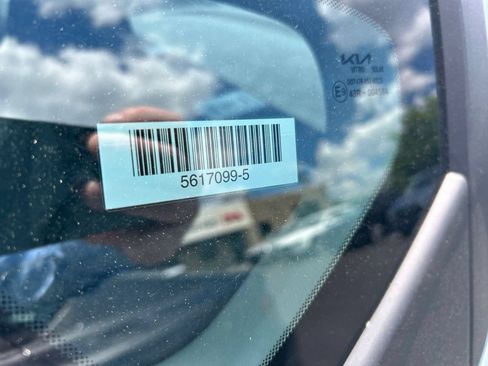 Used 2025 Kia K4 FWD image 5