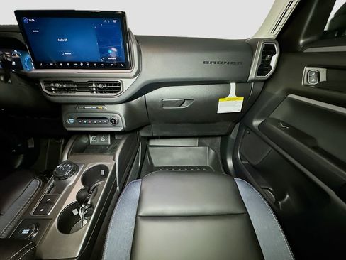 New 2025 Ford Bronco Sport Outer Banks w/ Outer Banks Tech Package+ AWD/4WD image 28