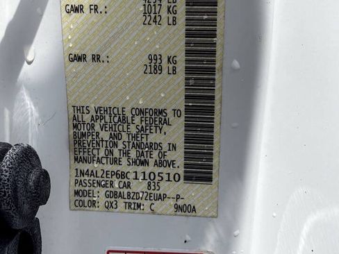 Used 2011 Nissan Altima 2.5 S w/ Convenience Pkg FWD image 9