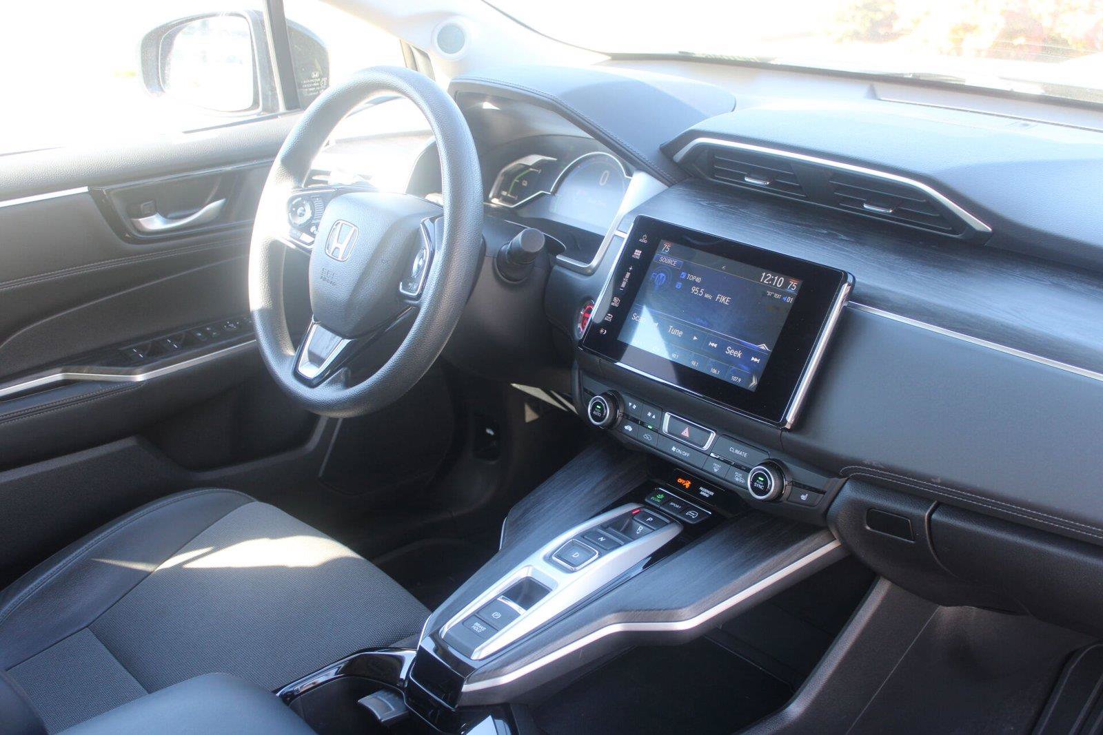 Used 2018 Honda Clarity Plug-In Hybrid image 10