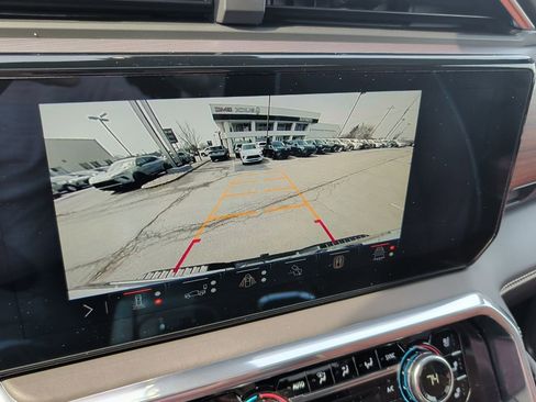 Used 2024 GMC Sierra 3500 Denali Ultimate image 22