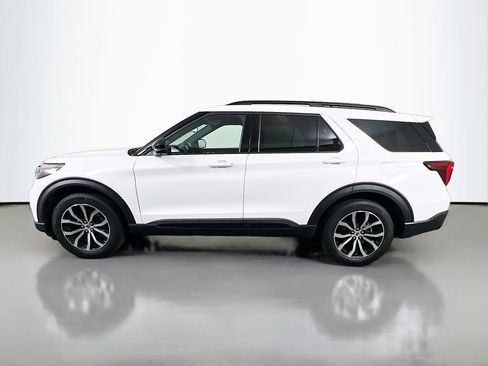 Used 2026 Ford Explorer ST-Line AWD/4WD image 6