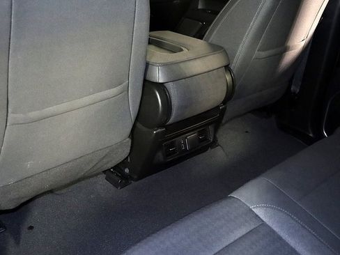 Used 2023 Chevrolet Silverado 1500 LT image 29